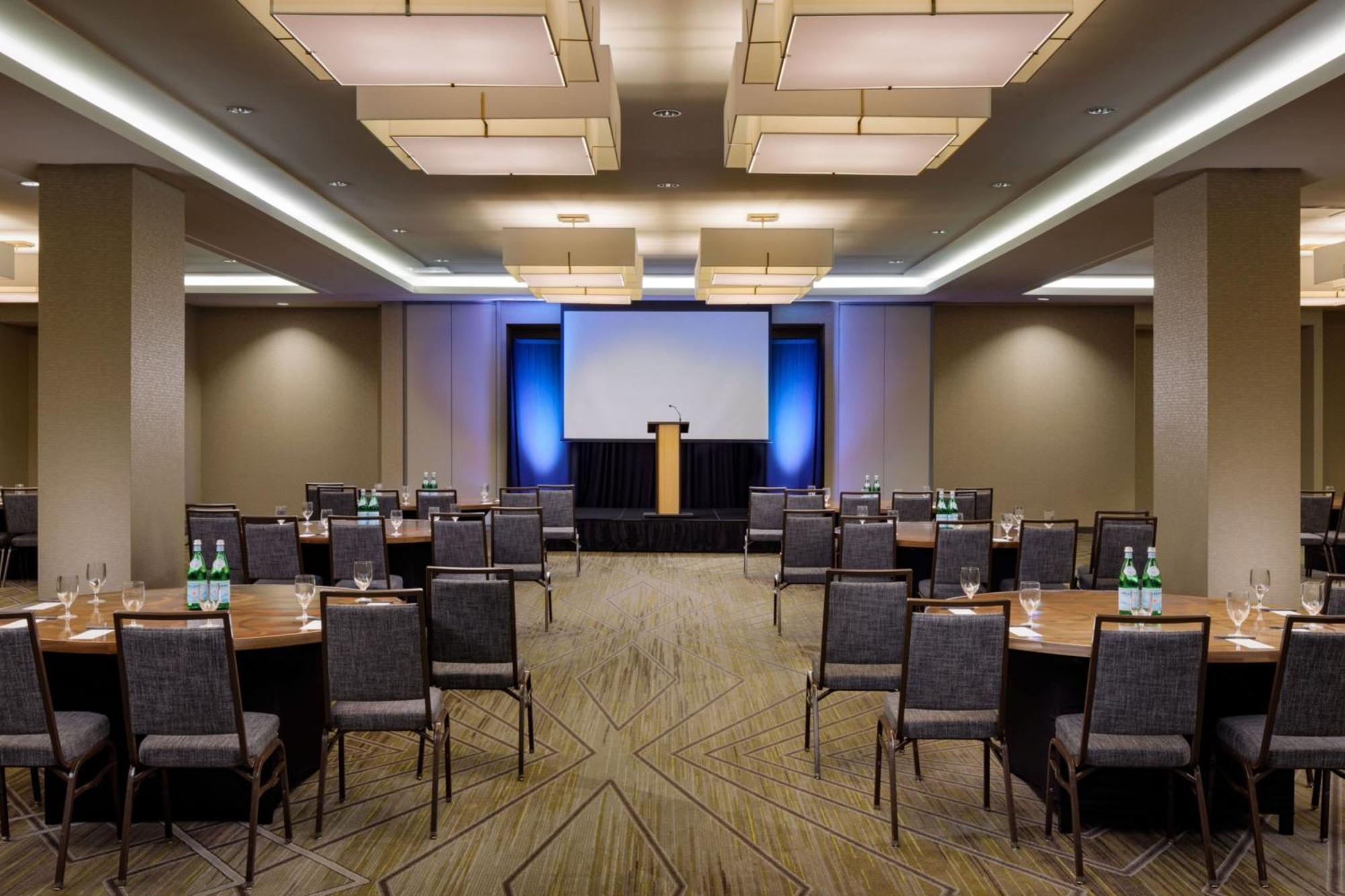 Courtyard By Marriott Prince George Dış mekan fotoğraf