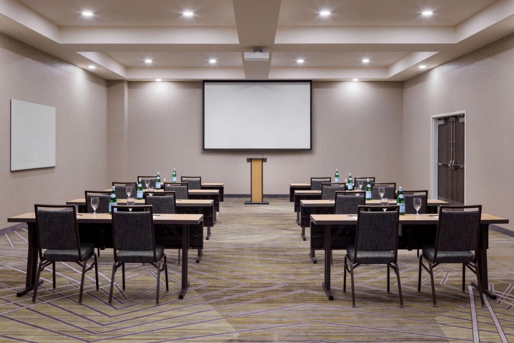 Courtyard By Marriott Prince George Dış mekan fotoğraf
