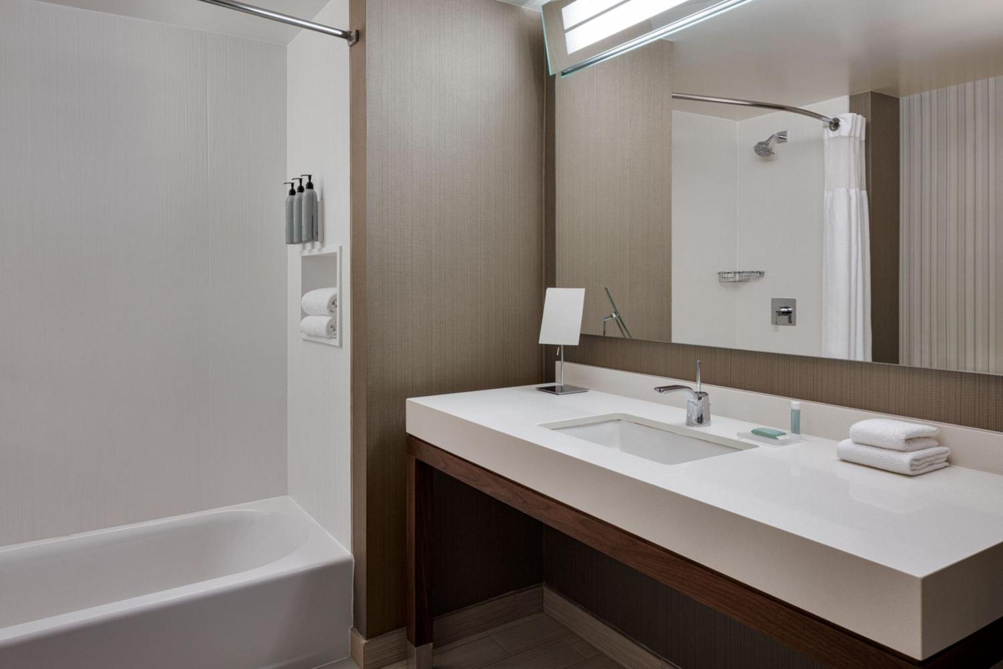 Courtyard By Marriott Prince George Dış mekan fotoğraf