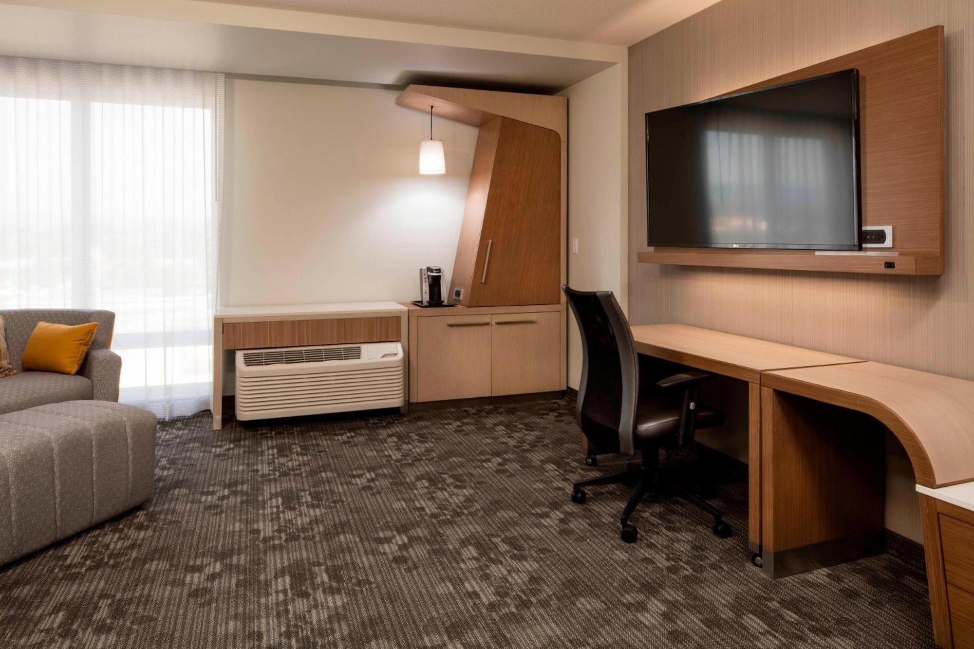 Courtyard By Marriott Prince George Dış mekan fotoğraf