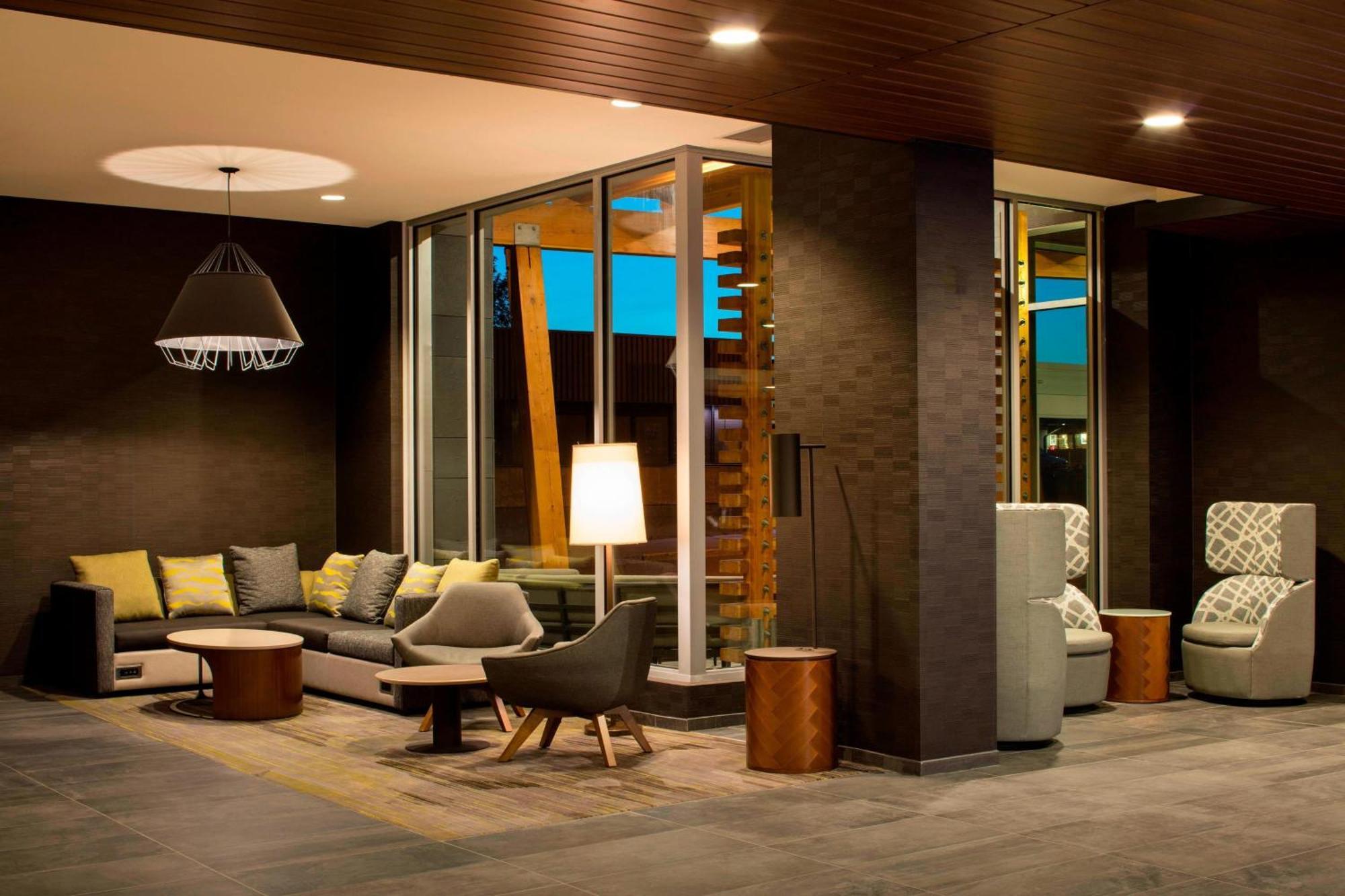 Courtyard By Marriott Prince George Dış mekan fotoğraf